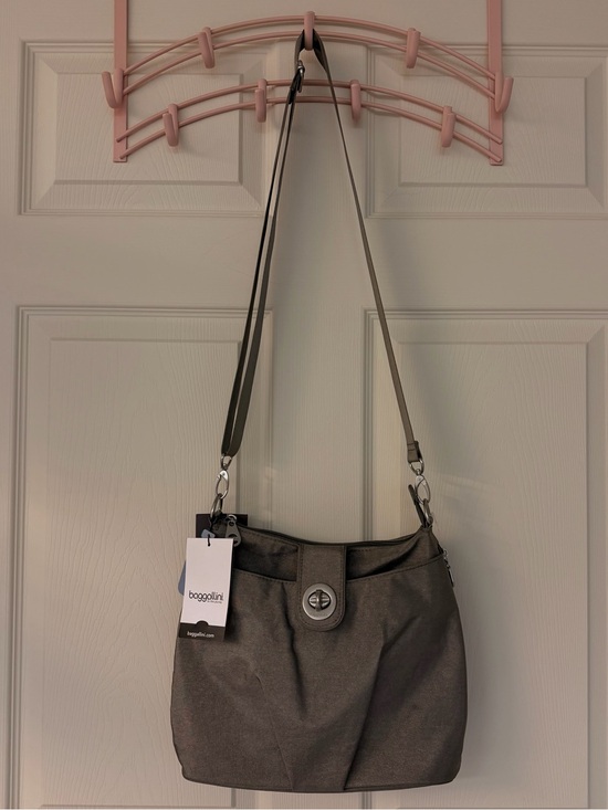 Baggallini Handbags - Baggallini Charcoal Gray Crossbody Shoulder Bag